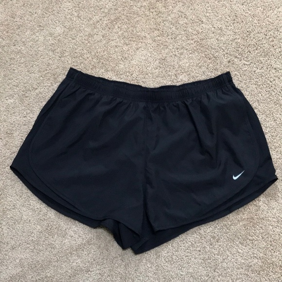 Nike Pants - NWT! Nike Dri fit 2X black sports shorts